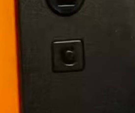 任天堂Switch 2或推新色Joy-Con：橙色款曝光宣傳圖3