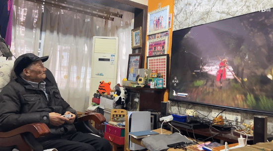 B站UP主楊老頭挑戰(zhàn)《黑神話：悟空》首戰(zhàn)告敗