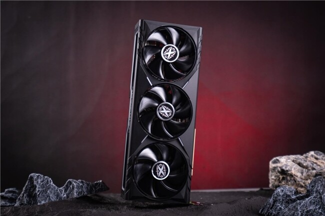 耕升RTX 5070 Ti炫光·超OC：性能卓越，未來科技風(fēng)