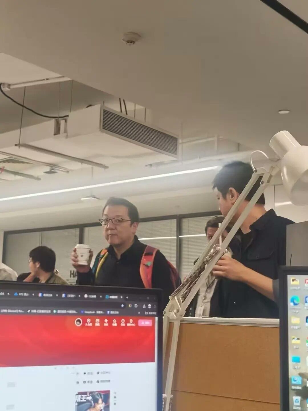 騰訊增持角川，宮崎英高訪深引《法環(huán)》手游猜想宣傳圖3