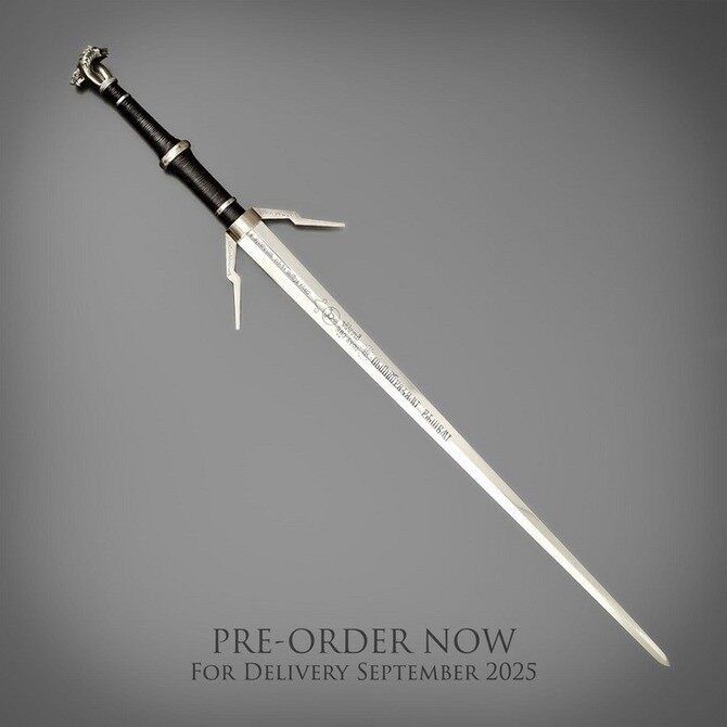《巫師3》官方授權(quán)銀劍鋼劍復(fù)刻版發(fā)布：1:1比例還原杰洛特雙劍收藏級武器周邊宣傳圖2