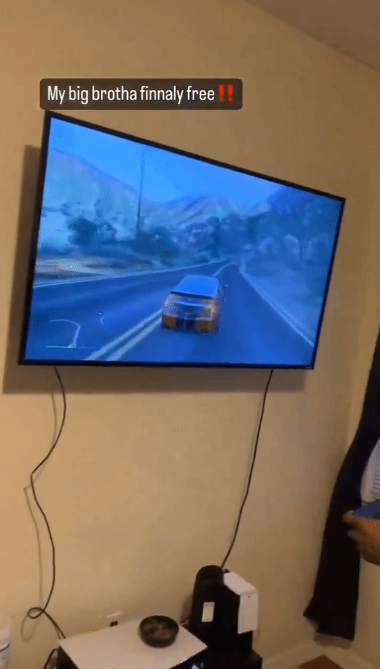 《GTA6》2025年秋季發(fā)售日期確認(rèn)：玩家十年后首次體驗(yàn)《GTA5》引發(fā)熱議宣傳圖2