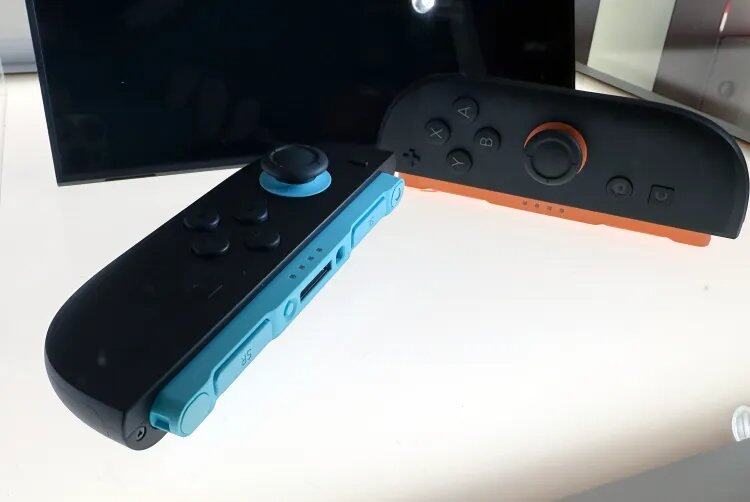 Switch2 Joy-Con搖桿技術(shù)解析：Pro控制器靜音升級與霍爾效應(yīng)技術(shù)缺席探討