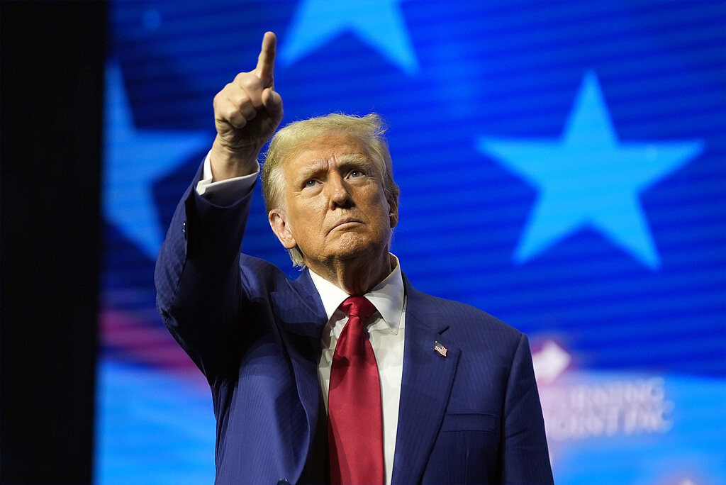"Buy America"交易重启，六周震荡是否加密市场抄底信号？