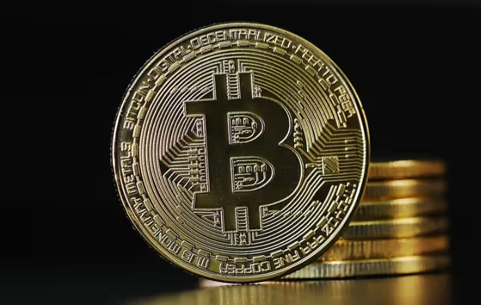 山寨币与比特币相关性创新高是什么原因？CryptoQuant数据揭示牛市周期规律