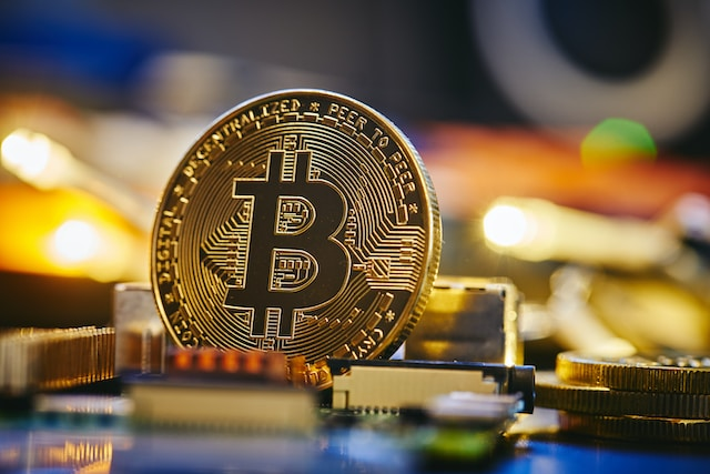 900万BTC三年未移动，长期持有者的动机是什么？